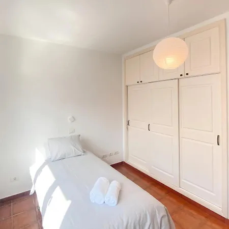 & Getaway Apartment